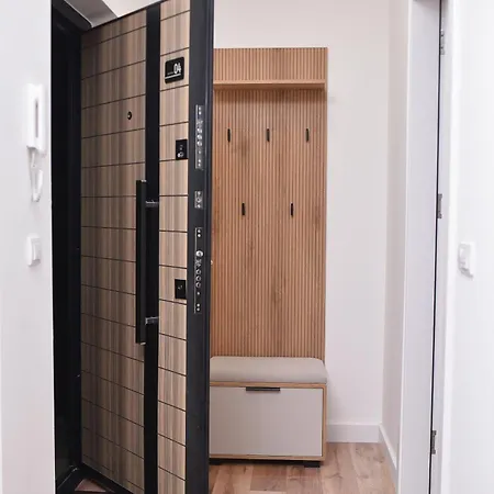 Silver View شقة زلاتيبور