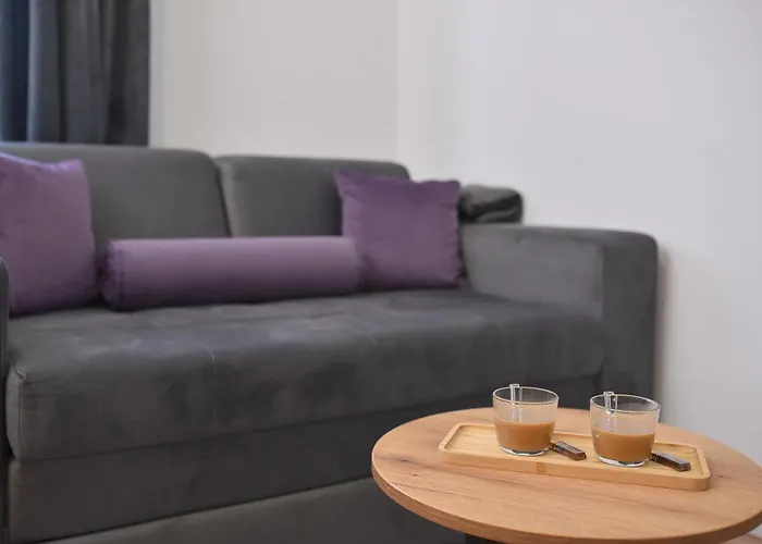 Silver View 아파트 *